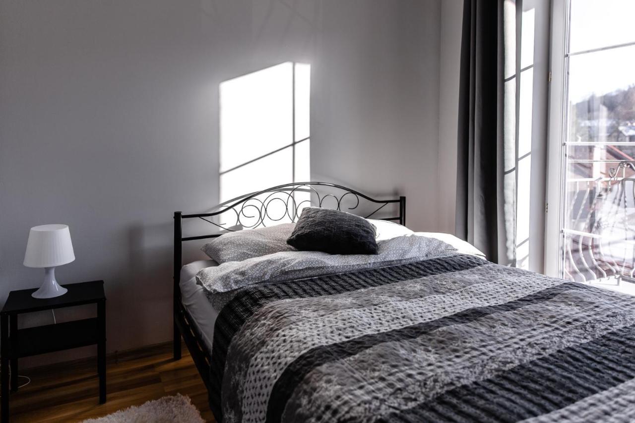 Apartament Szczesliwy Ustrzyki Dolne Kültér fotó
